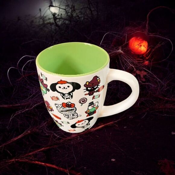 NEW Hello Kitty and Friends Oversized Halloween Mug by Sanrio - Picture 2 of 3